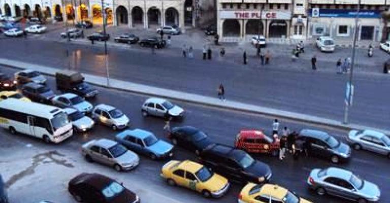 إصابة 6 بحادث تصادم و3 آخرين بتسرب غاز في اربد
