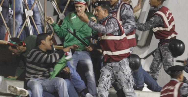 مباراة الواحدات والفيصلي تنتهي بالتعادل والشغب 