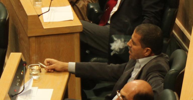 فيديو مهاجمة النائب عبيدات للسعود فيديو مهاجمة النائب عبيدات للسعود