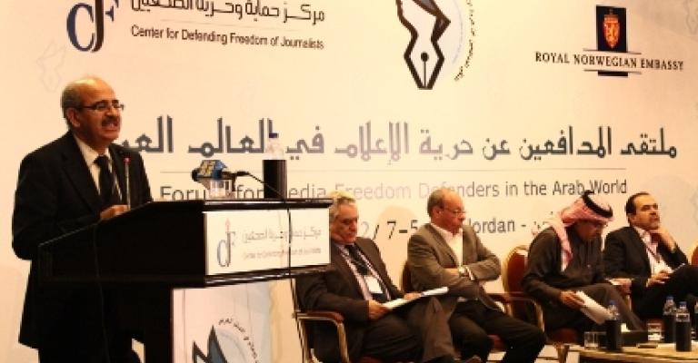 الإعلام: بين حيادية المهنة والانحياز للناس في تغطية الاحتجاجات