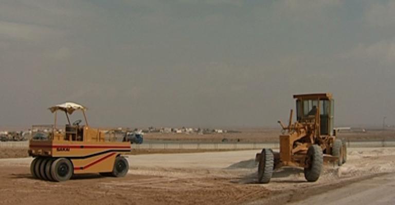 ثلاثة مخيمات للاجئين السوريين بالأردن 