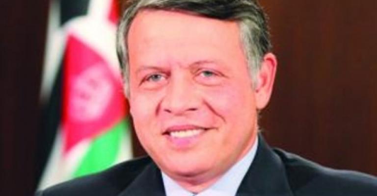 الملك يقوم بزيارة مفاجئة لأسواق السلام الملك يقوم بزيارة مفاجئة لأسواق السلام