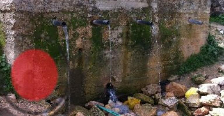 جفاف الينابيع يحكم على بلدة سوف بالعطش 