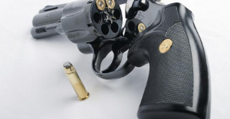 إصابة مراسل في محكمة شمال عمان بطلق ناري إصابة مراسل في محكمة شمال عمان بطلق ناري