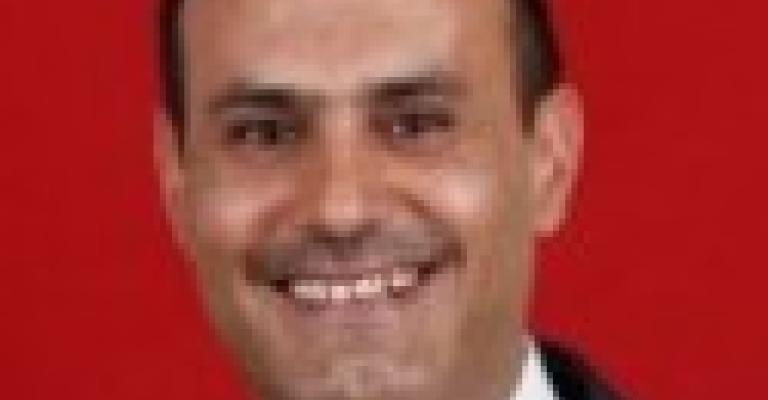 رؤساء وزارات على مأدبة السفير الأميركي! رؤساء وزارات على مأدبة السفير الأميركي!