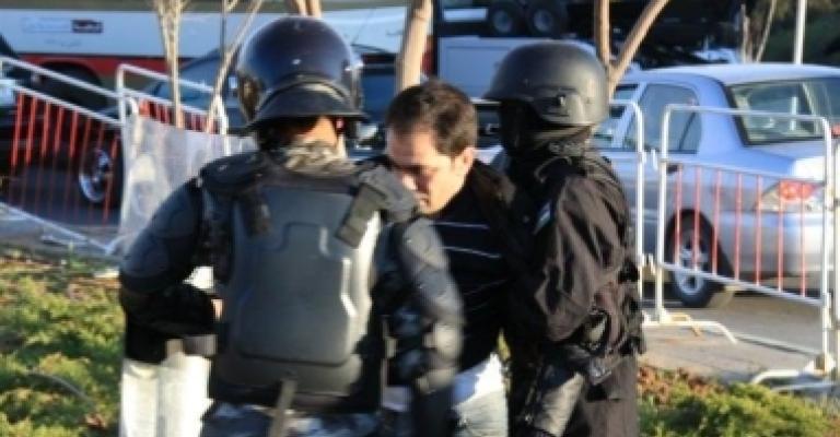 مراكز أمنية تخالف القوانين بحجز هويات المفرج عنهم مراكز أمنية تخالف القوانين بحجز هويات المفرج عنهم