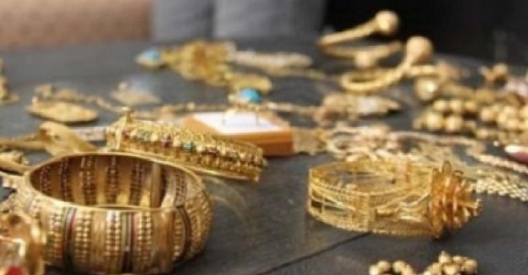 القبض على بائع ذهب مقلد بـ 33 ألف دينار