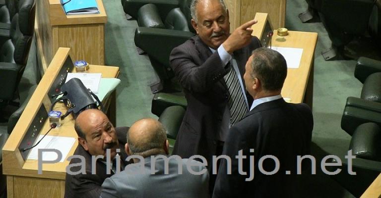 النواب ينظر في التسريبات الصوتية لطوقان ويناقش قانون الاحزاب الأحد