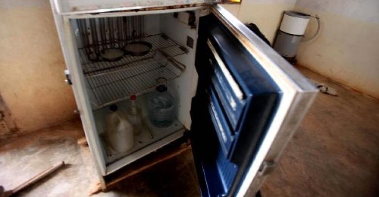 أردني يعرض أبنائه للبيع لمصلحة خزينة الدولة أردني يعرض أبنائه للبيع لمصلحة خزينة الدولة