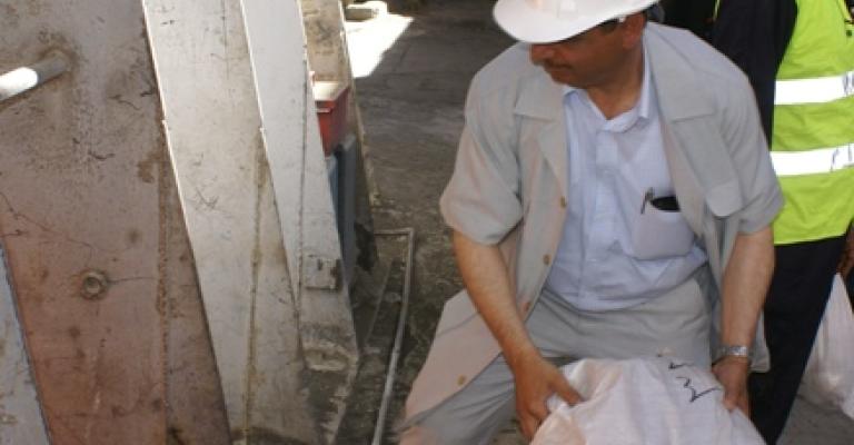 مصانع الاسمنت توافق على صرف راتب الـ 16 