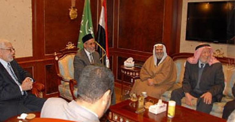 مرشد الإخوان يلتقي وفد أردني متوجه إلى غزة 