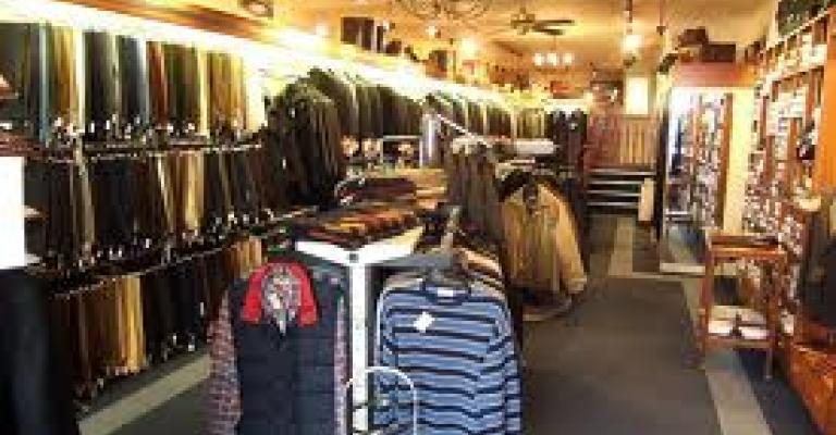 رفع التعرفة الجمركية على الألبسة حماية للمنتج المحلي رفع التعرفة الجمركية على الألبسة حماية للمنتج المحلي