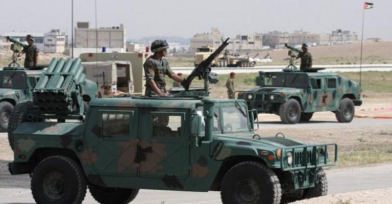 المعايطة لعمان نت: الجيش أمّن دخول لاجئين ولا اشتباكات مع الجيش السوري