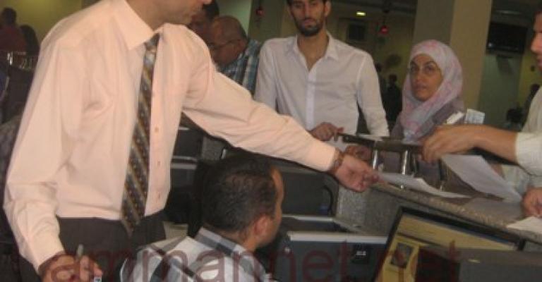 إقبال ضعيف على التسجيل للانتخابات النيابية- صور