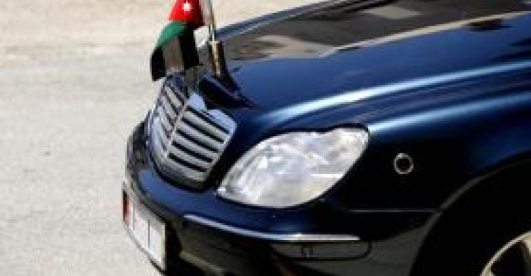 7 آلاف سيارة حكومية فوق الـ 10 سنوات 7 آلاف سيارة حكومية فوق الـ 10 سنوات