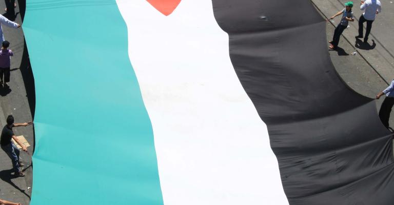 الوسط الاسلامي يدعو لصياغة ميثاق مجتمعي