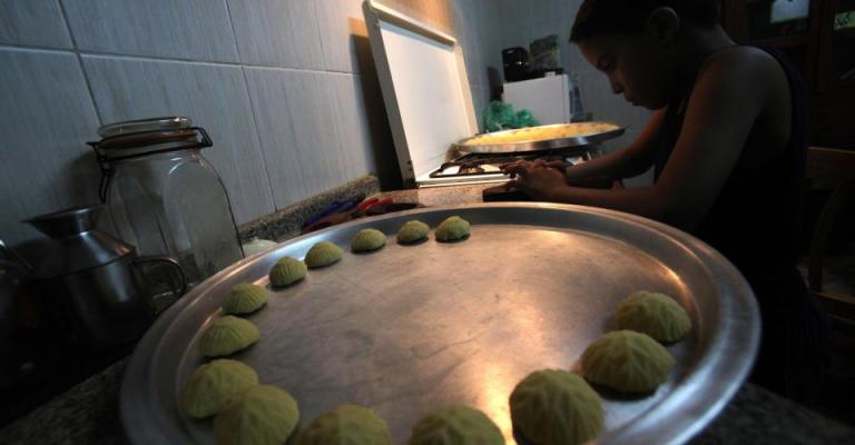 كعك العيد- عدسة محمد ابو غوش/ فيسبوك 