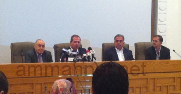 الأمانة تقر بأستقواء البسطات عليها وتستحدث غرفة طوارئ الأمانة تقر بأستقواء البسطات عليها وتستحدث غرفة طوارئ