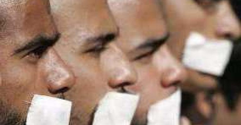 الوحدة: لا لسياسة تكميم الأفواه