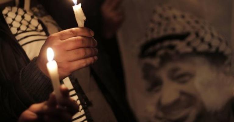 فرنسا تحقق بوفاة عرفات