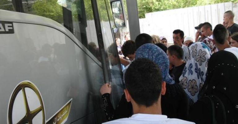  ارتفاع أسعار المواصلات .. صفعات يواجهها المقدسيون باستمرار