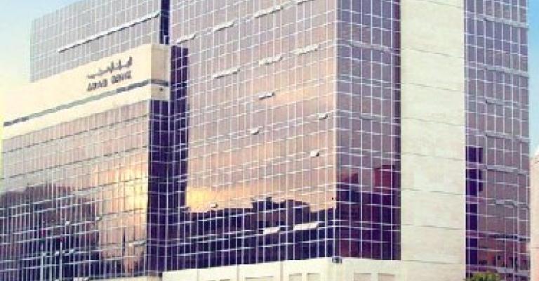 المصري: عائلة شومان لم تبع اسهمها في العربي 