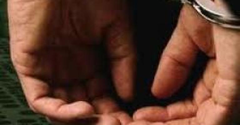 القبض على قاتلي عربي في الأزرق القبض على قاتلي عربي في الأزرق