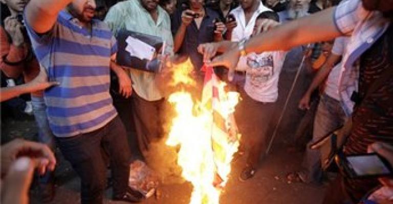 مسيرات منددة بالإساءة للرسول في المدن الفلسطينية