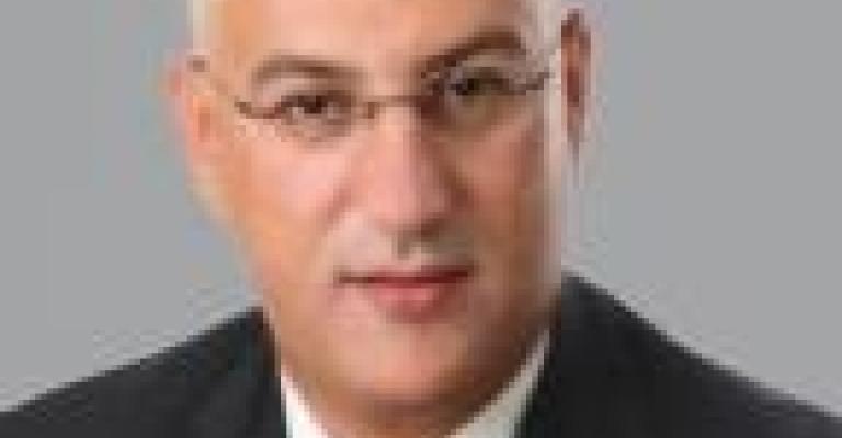 الجميع بانتظار المساعدات الجميع بانتظار المساعدات