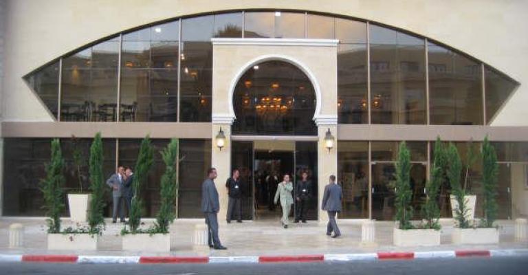 أخبار البلد: لا خطر على قصر الحمرا أخبار البلد: لا خطر على قصر الحمرا