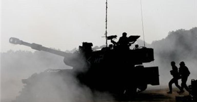 إصابة فلسطيني بقصف مدفعي إسرائيلي على القطاع