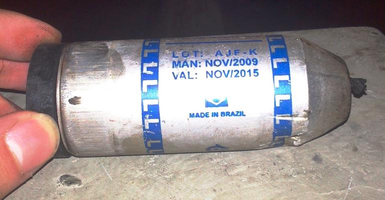 استخدام الغاز المسيل للدموع لفض اعتصام الداخلية- عدسة حسن عودة