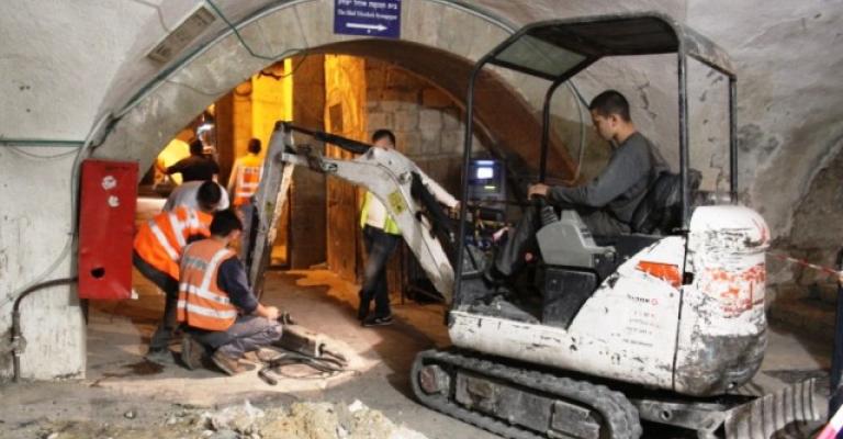  مساع اسرائيلية لتصفية الآثار الاسلامية في شارع الواد بالقدس