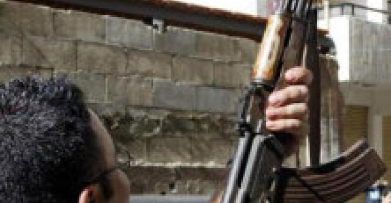 انتشار السلاح في الأردن: قلق رسمي وشعبي وتقويض للقانون