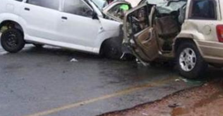 4 وفيات إثر تصادم 6 مركبات بدير غبار 4 وفيات إثر تصادم 6 مركبات بدير غبار