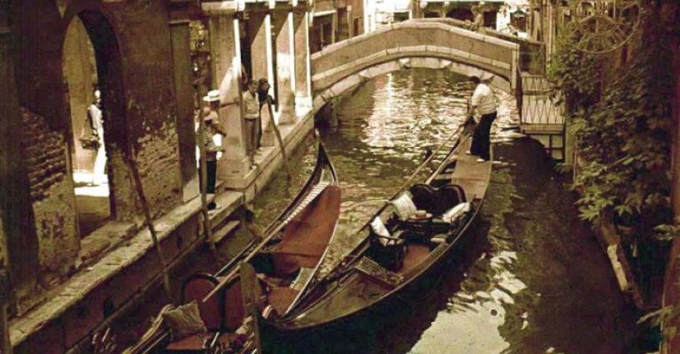 وجه الشبه بين عمّان والبندقية !! 