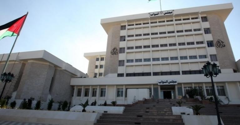 عودة 60 نائبا للمجلس الـ17.. وانخفاض التمثيل المسيحي والشركسي والشيشاني