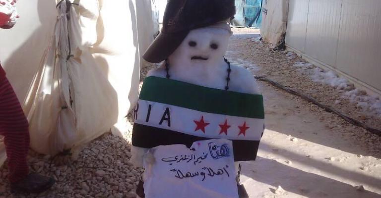 رجل الثلج يرحب بضيوف الزعتري رجل الثلج يرحب بضيوف الزعتري