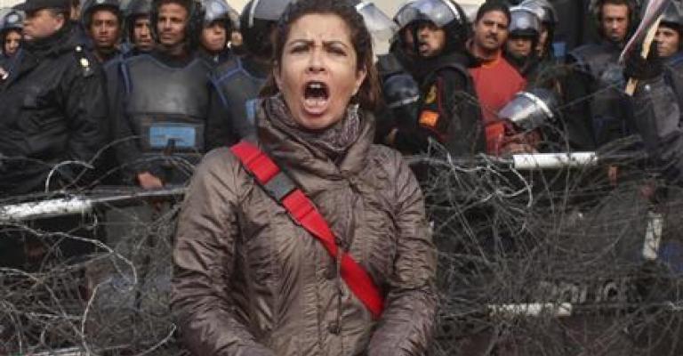 مصر: قنابل مولوتوف على القصر الرئاسي