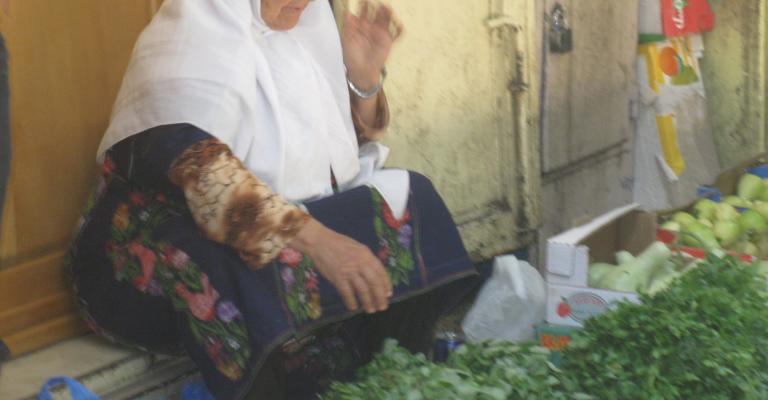 85 بالمئة من المقدسيات عاطلات عن العمل 85 بالمئة من المقدسيات عاطلات عن العمل