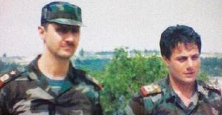 طلاس: الاسد يعيش في عزلة 