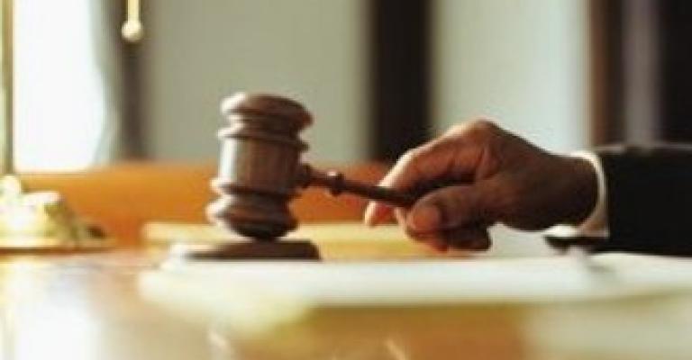 القتل العمد لتسعيني قتل شريكة داخل المسجد 