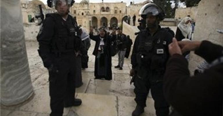 إصابات خلال اقتحام جنود الاحتلال للمسجد الأقصى