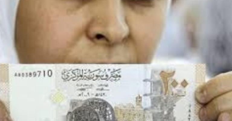 لاجئون يرفضون العمل بغير الليرة السورية في الزعتري - صوت‎