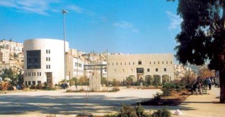 الأمانة تصدر 1682 رخصة مهن جديدة 