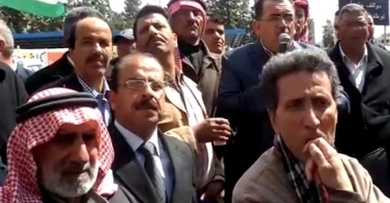 متضررو أورنج يعلنون مقدرات الشركة مستباحة –فيديو 