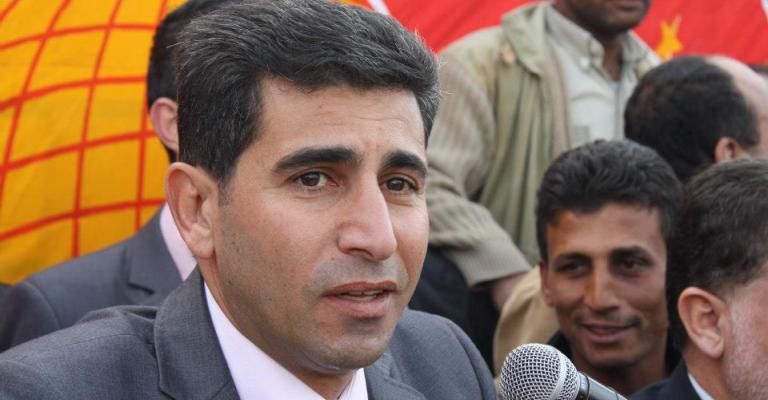 النائب هديب: الحكومة تتعامل مع فلسطينيي سورية بهاجس أمني النائب هديب: الحكومة تتعامل مع فلسطينيي سورية بهاجس أمني