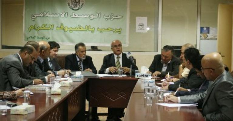 الوسط الإسلامي .. تيار ثالث في غياب الإخوان واليسار