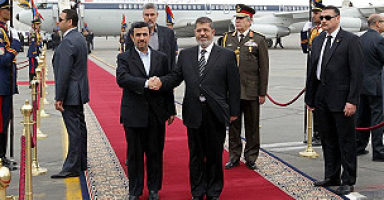 اول رحلة طيران بين القاهرة وطهران بعد 34 عاما