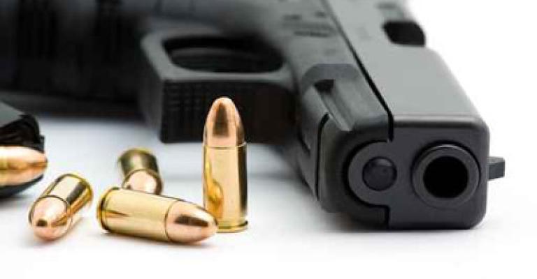 عجلون : العثور على شاب متوفياً بطلق بالرأس 